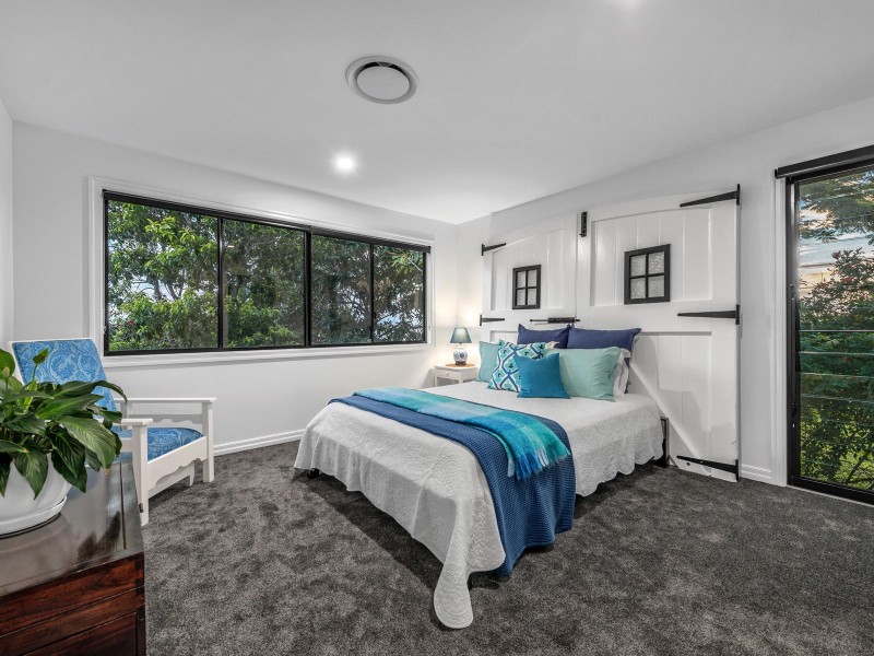 388 Swann Road, St Lucia QLD 4067
