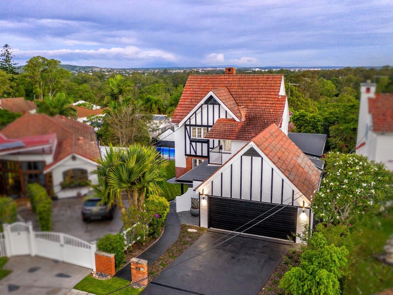 388 Swann Road, St Lucia QLD 4067