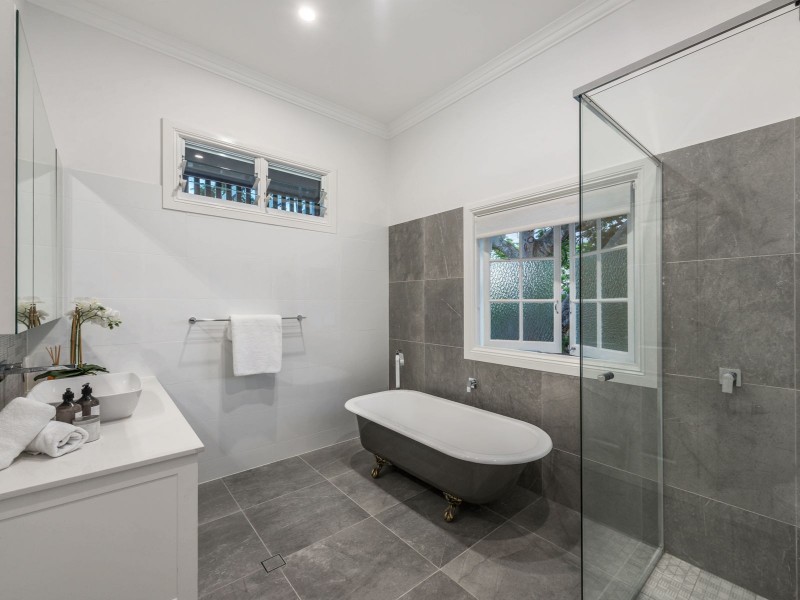 438 Brisbane Corso, Yeronga QLD 4104