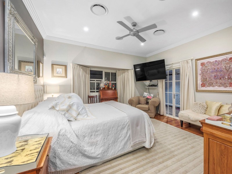 71 Laurel Ave, Chelmer QLD 4068