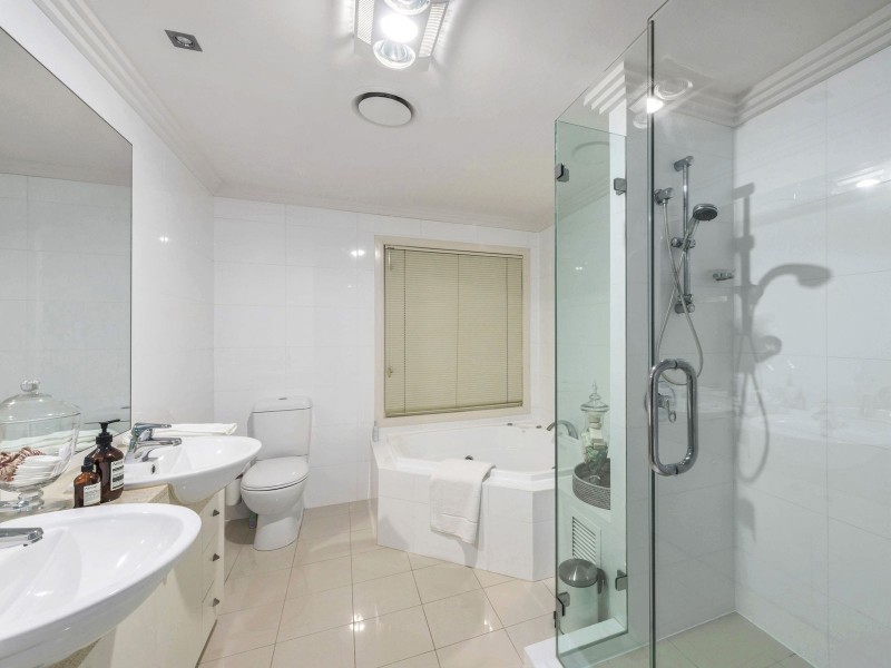 71 Laurel Ave, Chelmer QLD 4068