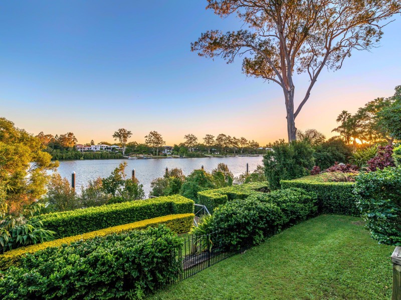 33 Ivy Street, Indooroopilly QLD 4068