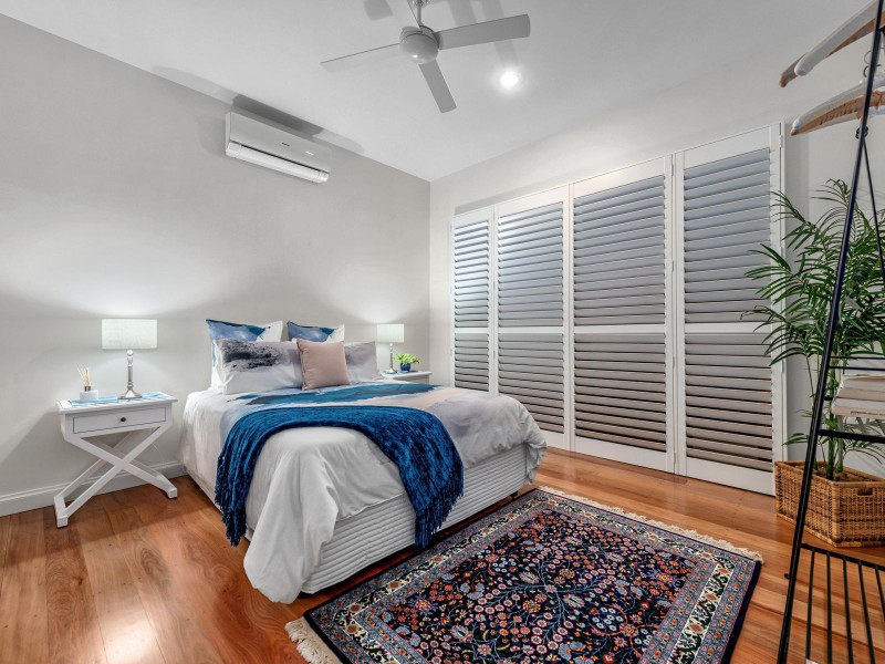 33 Ivy Street, Indooroopilly QLD 4068