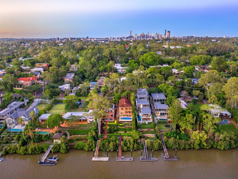 33 Ivy Street, Indooroopilly QLD 4068