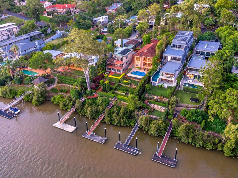 33 Ivy Street, Indooroopilly QLD 4068