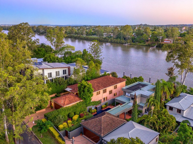 33 Ivy Street, Indooroopilly QLD 4068