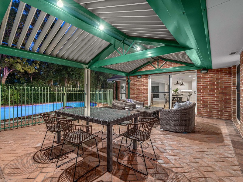 8 Rivergum Place, Fig Tree Pocket QLD 4069