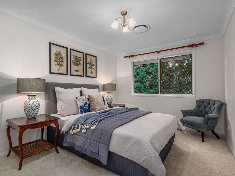 8 Rivergum Place, Fig Tree Pocket QLD 4069