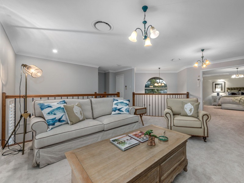 8 Rivergum Place, Fig Tree Pocket QLD 4069