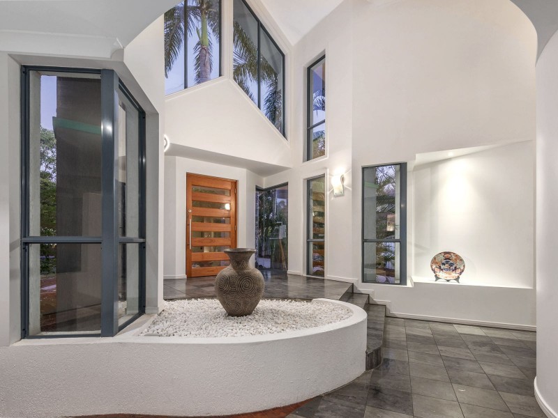 120 Ironbark Road, Chapel Hill QLD 4069