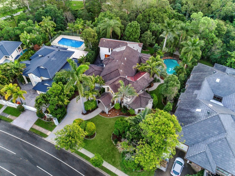 120 Ironbark Road, Chapel Hill QLD 4069