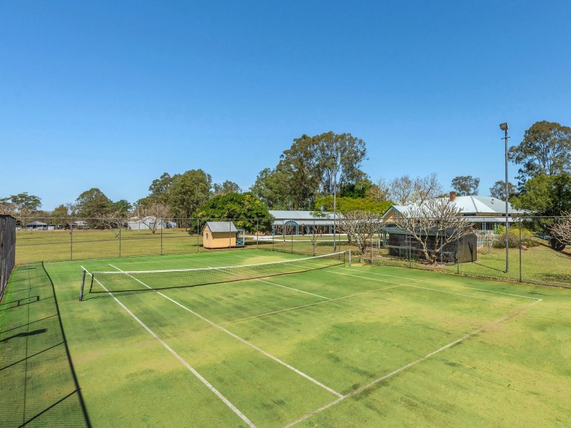 30 Hawkesbury Road, Moggill QLD 4070