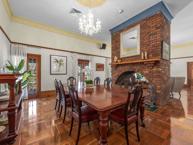 30 Hawkesbury Road, Moggill QLD 4070