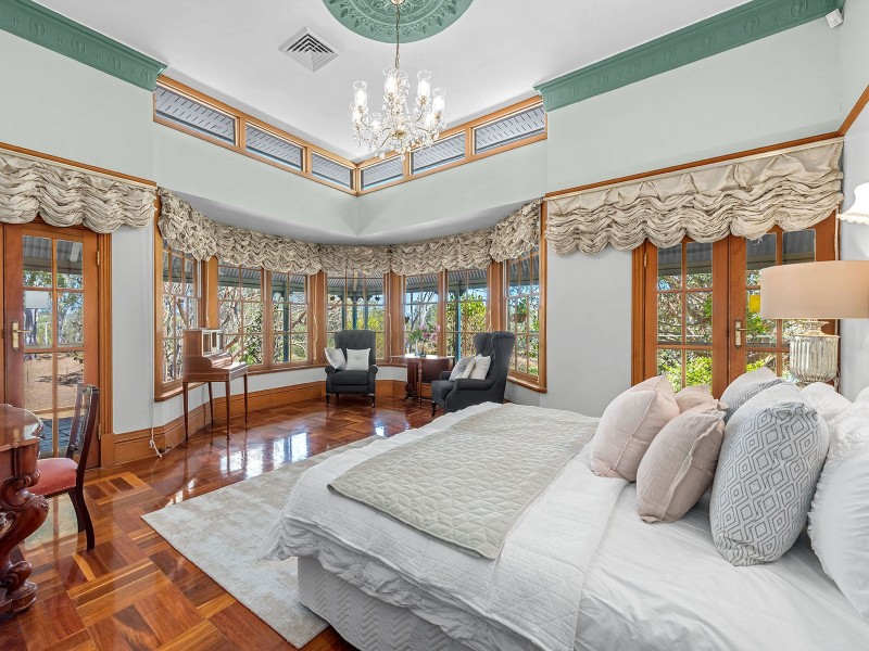 30 Hawkesbury Road, Moggill QLD 4070