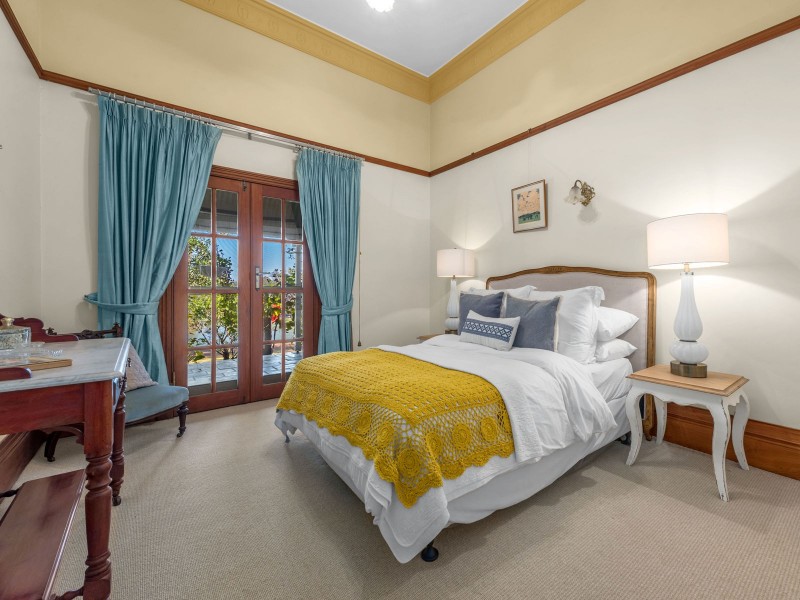 30 Hawkesbury Road, Moggill QLD 4070