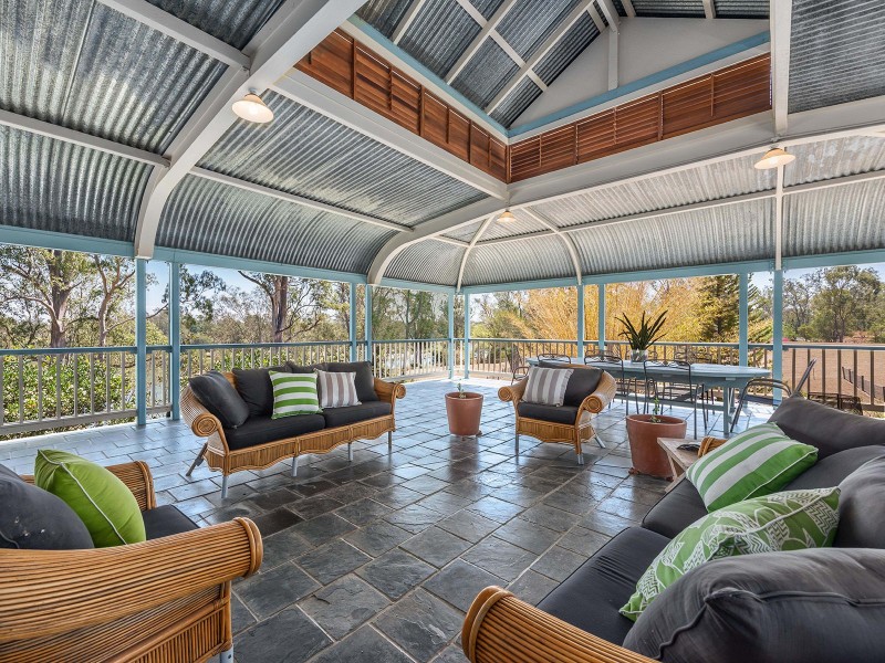 30 Hawkesbury Road, Moggill QLD 4070