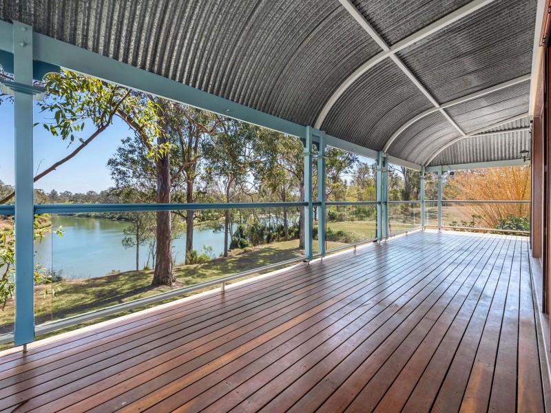 30 Hawkesbury Road, Moggill QLD 4070