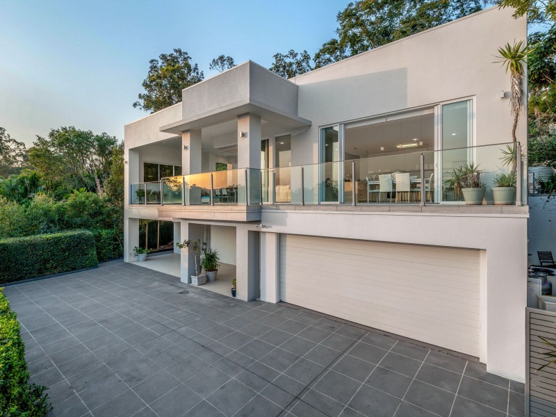 32 Robertson Place, Fig Tree Pocket QLD 4069