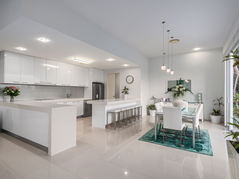 32 Robertson Place, Fig Tree Pocket QLD 4069