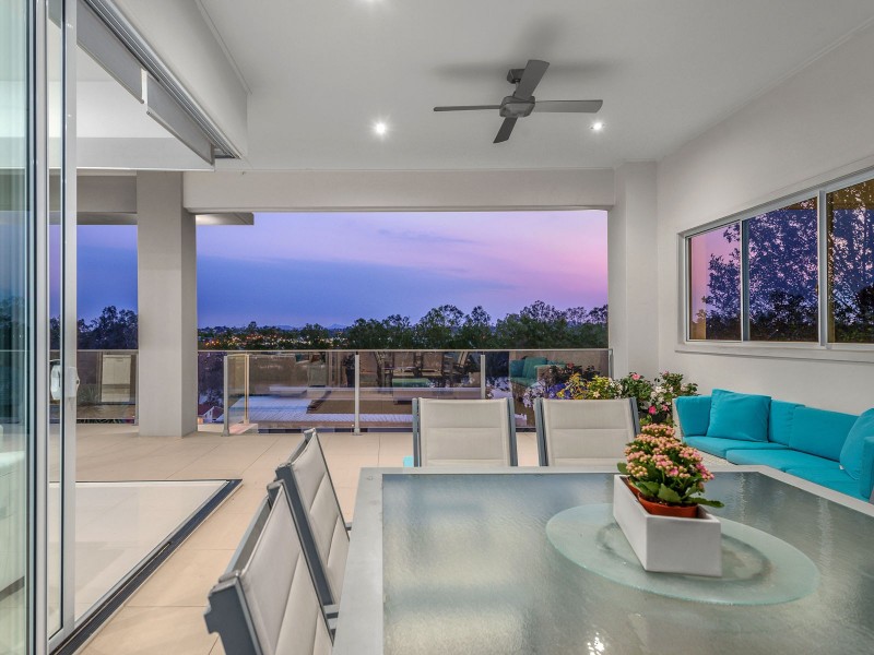 32 Robertson Place, Fig Tree Pocket QLD 4069