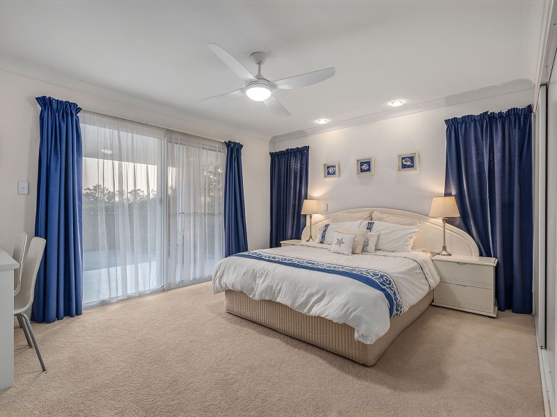 32 Robertson Place, Fig Tree Pocket QLD 4069
