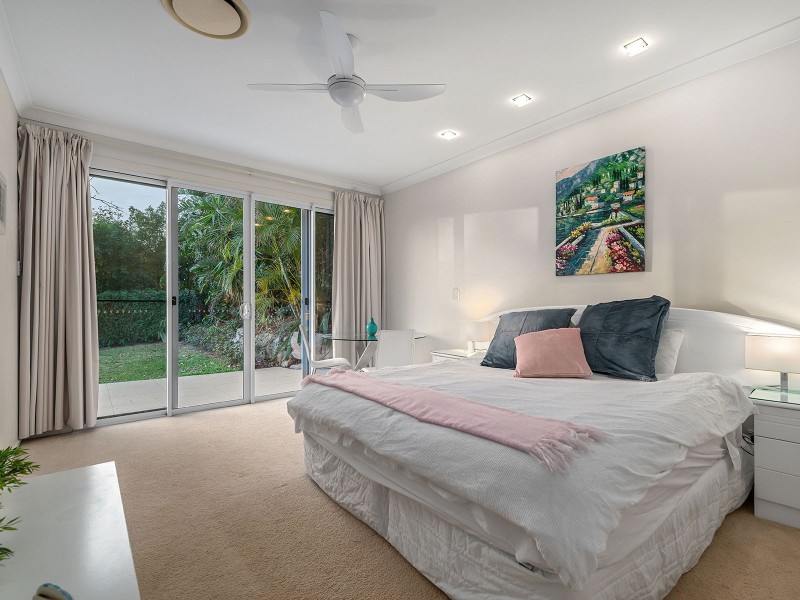 32 Robertson Place, Fig Tree Pocket QLD 4069