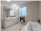 32 Robertson Place, Fig Tree Pocket QLD 4069