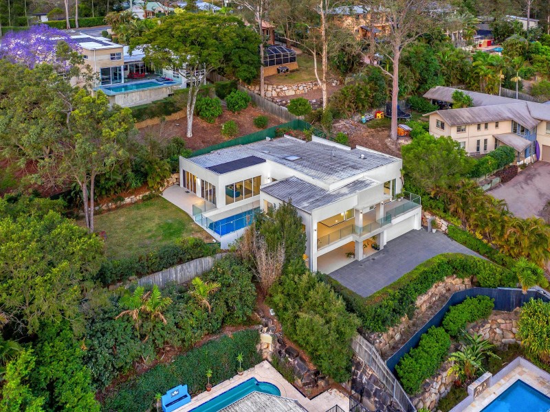32 Robertson Place, Fig Tree Pocket QLD 4069