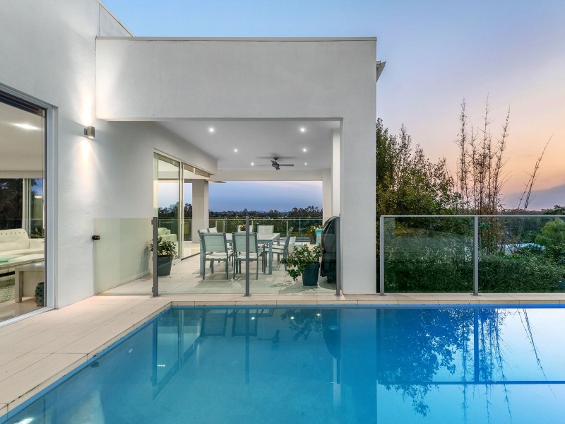 32 Robertson Place, Fig Tree Pocket QLD 4069