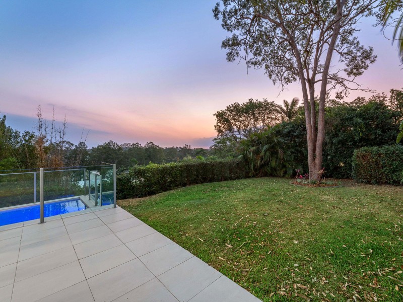 32 Robertson Place, Fig Tree Pocket QLD 4069