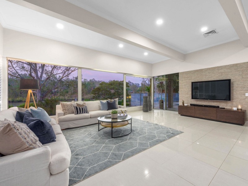 59 Kooringal Drive, Jindalee QLD 4074