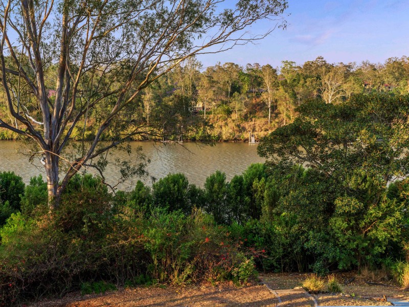 59 Kooringal Drive, Jindalee QLD 4074