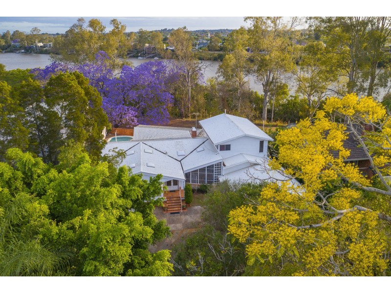 45 Glencairn Avenue, Indooroopilly QLD 4068