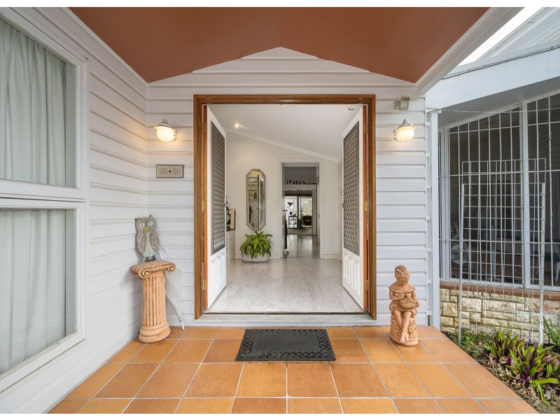 45 Glencairn Avenue, Indooroopilly QLD 4068