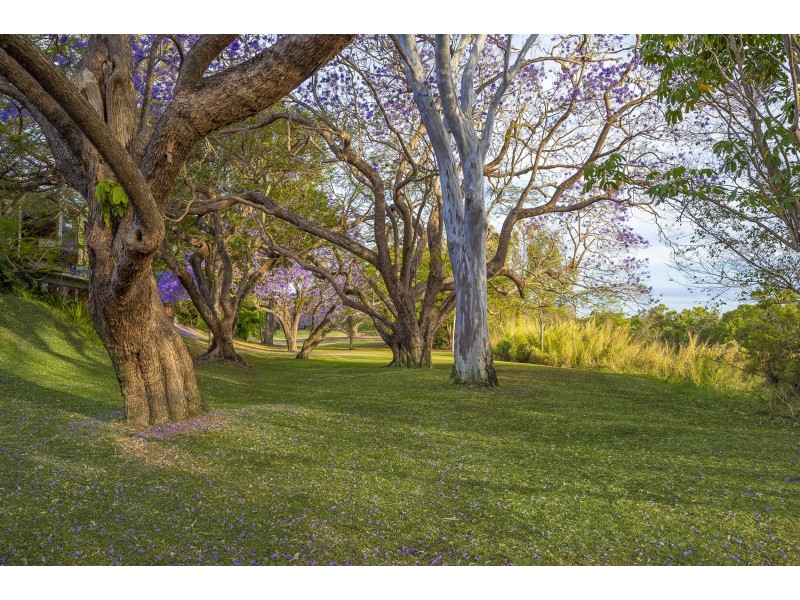 45 Glencairn Avenue, Indooroopilly QLD 4068