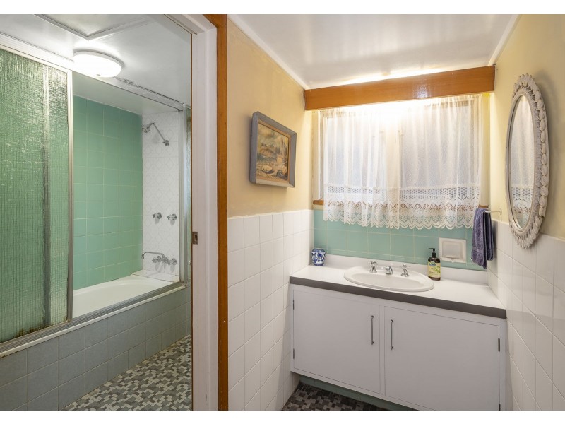 45 Glencairn Avenue, Indooroopilly QLD 4068