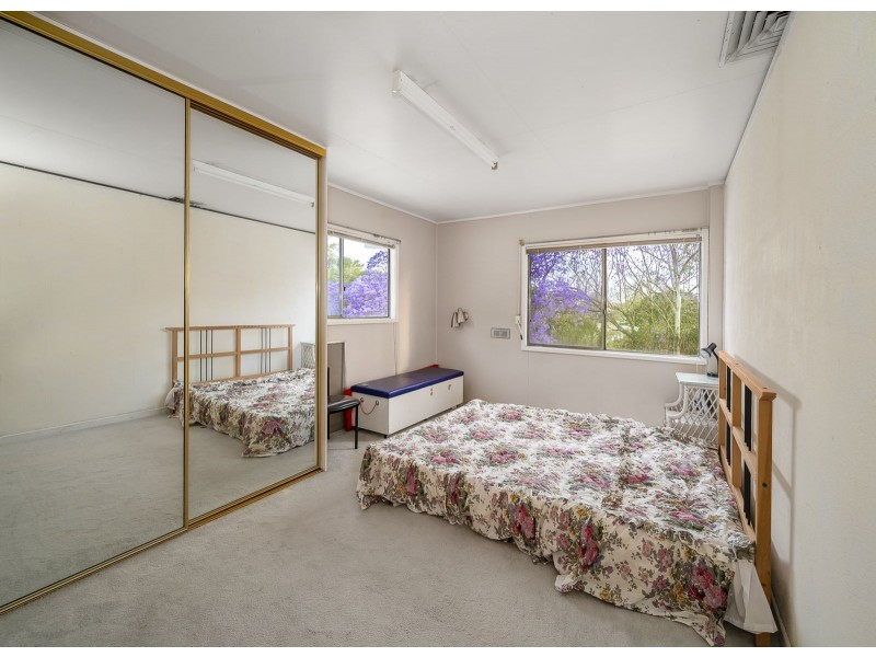 45 Glencairn Avenue, Indooroopilly QLD 4068