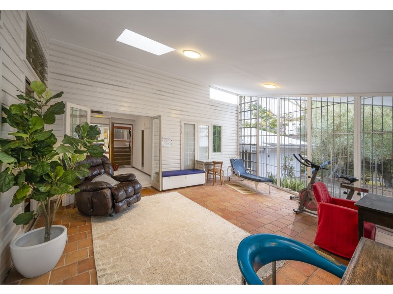 45 Glencairn Avenue, Indooroopilly QLD 4068