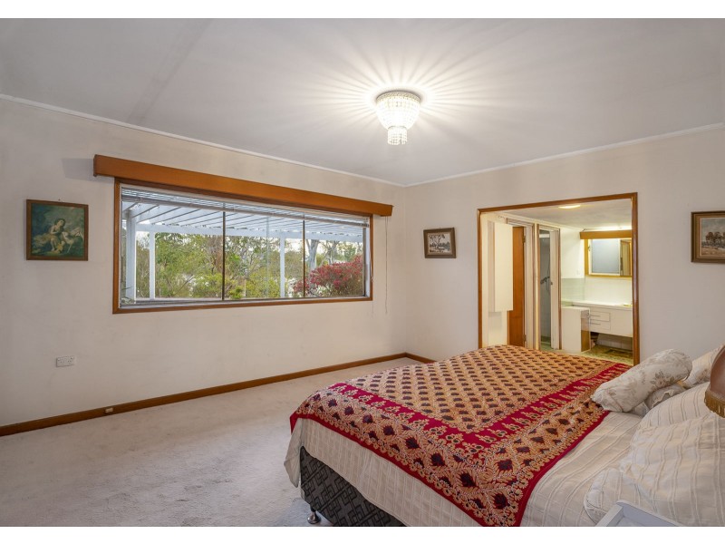 45 Glencairn Avenue, Indooroopilly QLD 4068