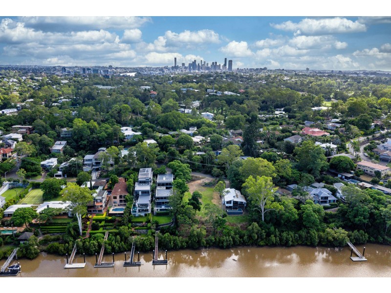 43 Ivy Street, Indooroopilly QLD 4068