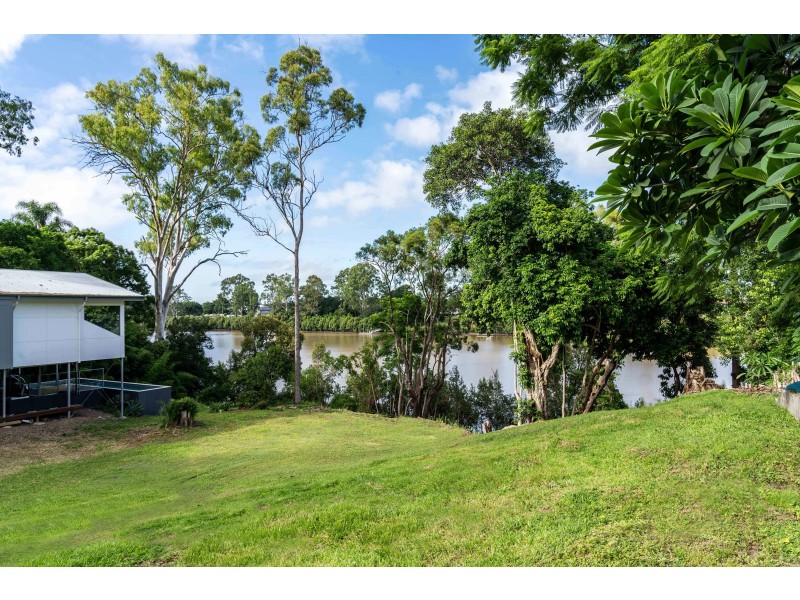 43 Ivy Street, Indooroopilly QLD 4068