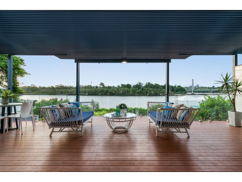 75 Brisbane Corso, Fairfield QLD 4103