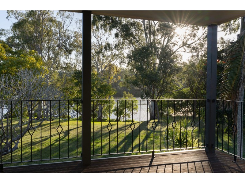 12 Oriana Crescent, Yeronga QLD 4104