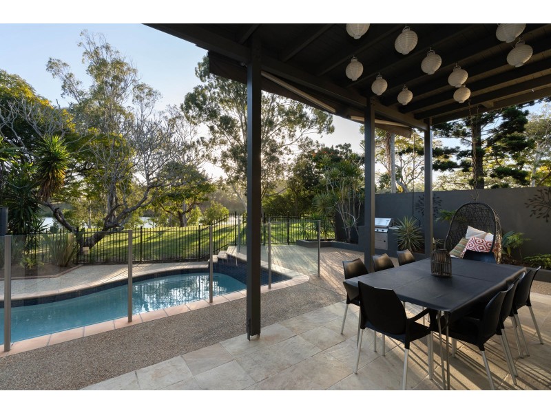 12 Oriana Crescent, Yeronga QLD 4104