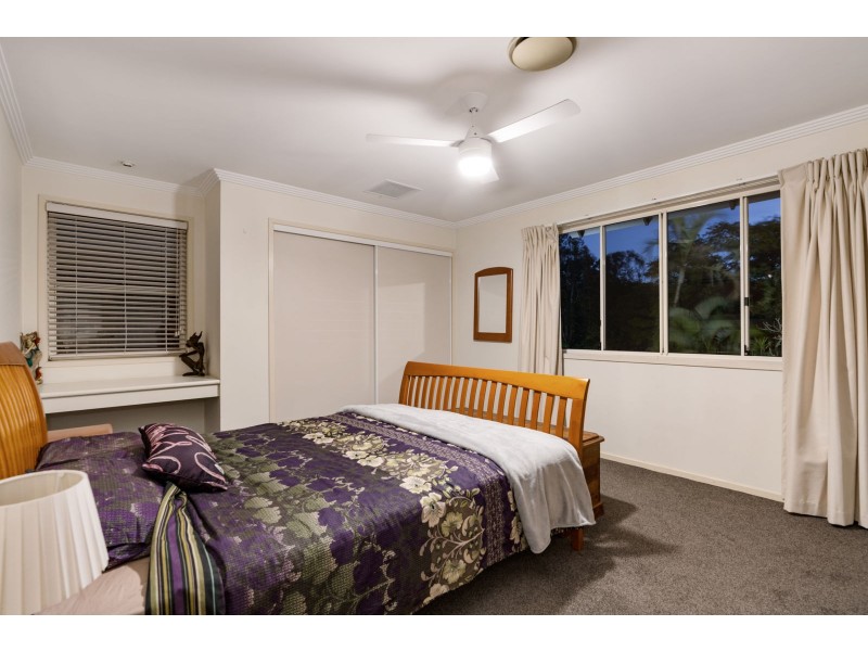 12 Oriana Crescent, Yeronga QLD 4104