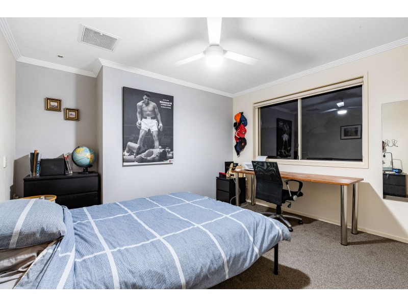 12 Oriana Crescent, Yeronga QLD 4104