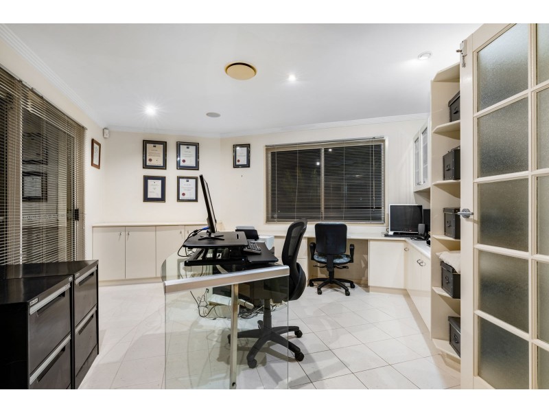 12 Oriana Crescent, Yeronga QLD 4104