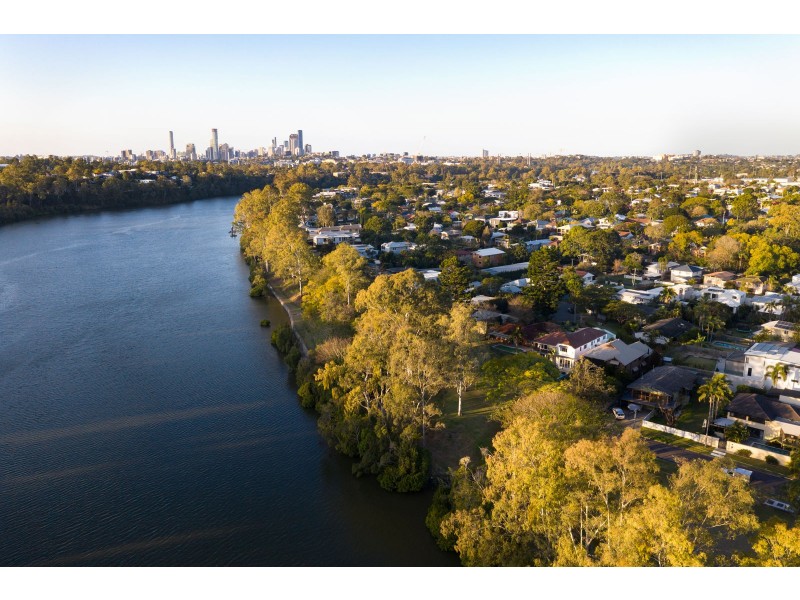 12 Oriana Crescent, Yeronga QLD 4104