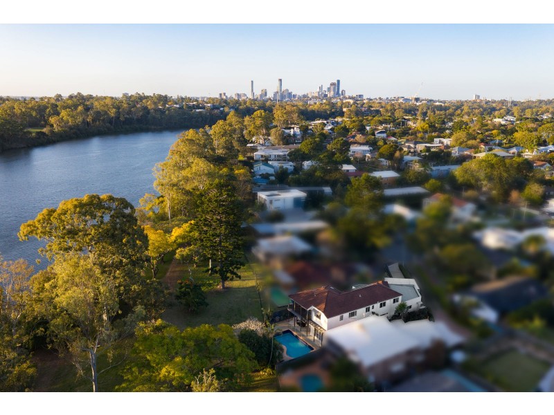 12 Oriana Crescent, Yeronga QLD 4104