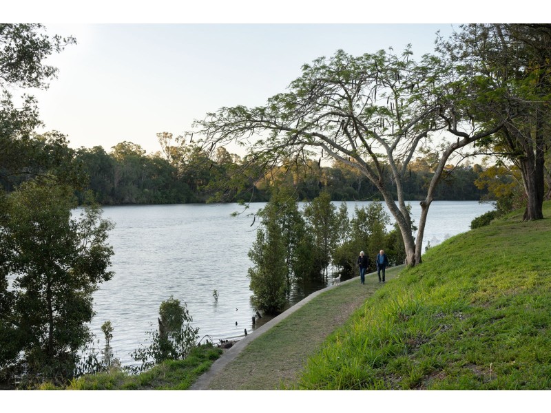 12 Oriana Crescent, Yeronga QLD 4104